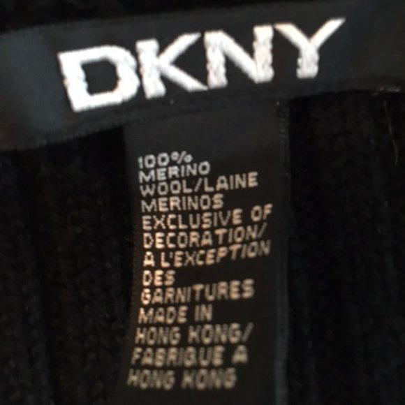 DKNY Heavy Rib Black Cardigan Sweater - Picture 2 of 6